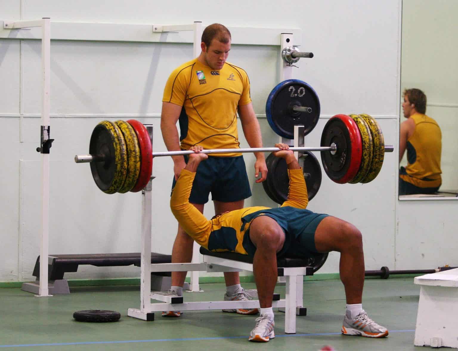 how-much-can-rugby-players-bench-press-fluentrugby